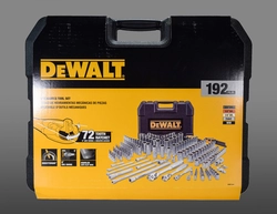 2 DeWalt DWMT75049 un kit d'outils de mécanique de 192 pièces